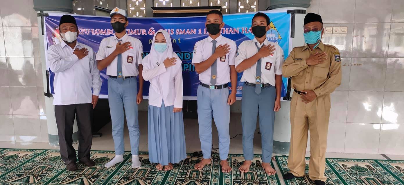 Sosialisasi proses pemilihan umum dan pemilihan Ketua OSIS oleh Ketua KPU Lombok Timur